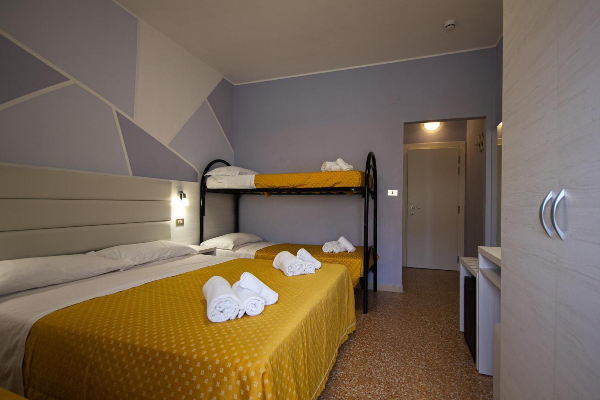 Hotel Los Angeles - Fronte mare Riccione Exterior foto